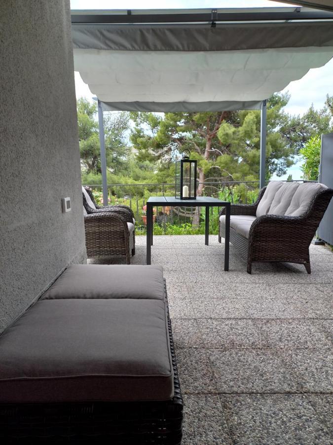 Unique Residence With Garden And Sea View สปลิท ภายนอก รูปภาพ